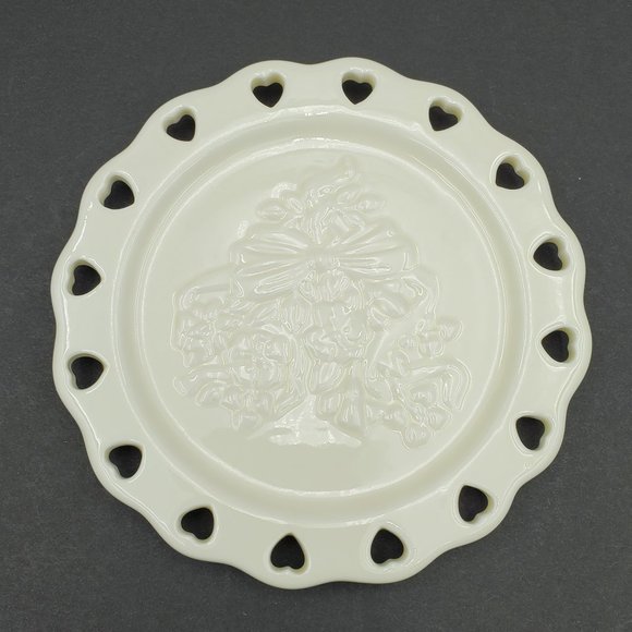 Longaberger Pottery Sweetest Heart Candle Plate Small White Dish - Picture 2 of 4